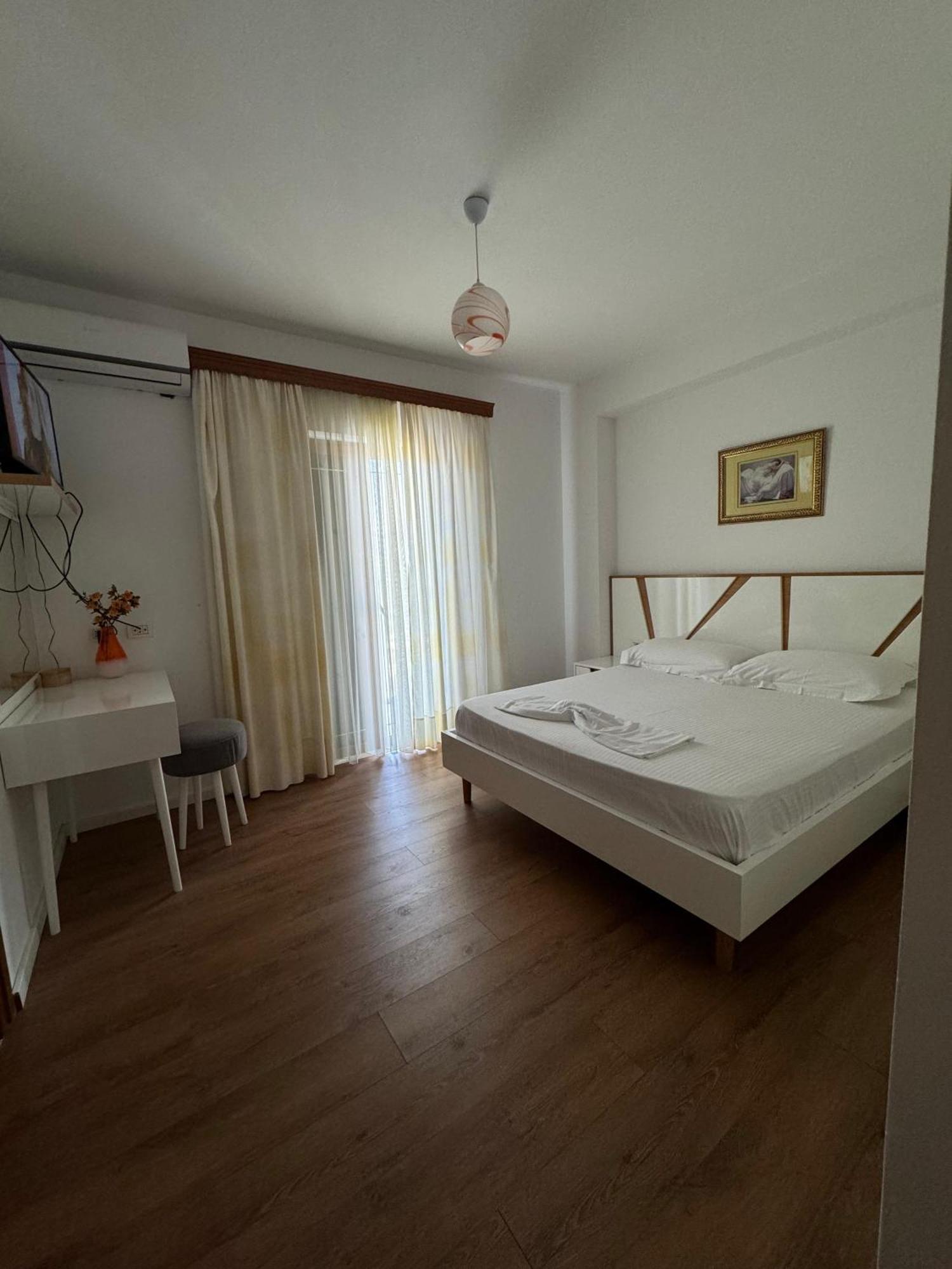 Anila's * Sarandë